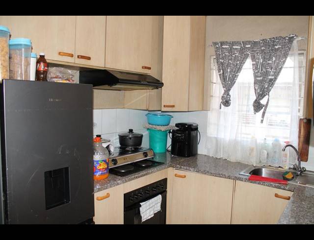 1 BEDROOM APARTMENT FOR SALE IN KENSINGTON